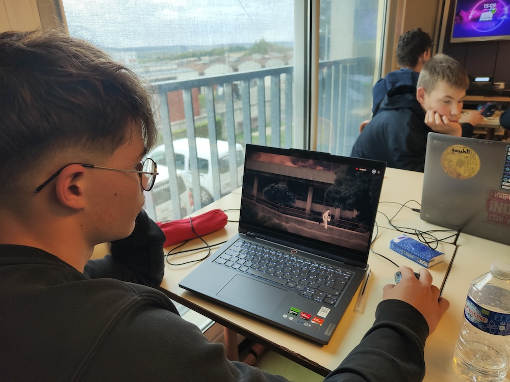On N Est Pas Des PNJcollegiens5